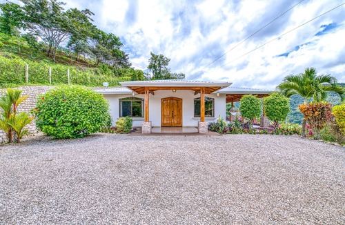 Samara House | Mountain House - 2 Bedroom Villa with Pool and Ocean Views