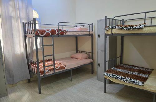 Al Ghubrah Ash Shamaliyyah Hostel | Moznaa Hostel