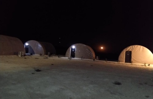 Madaba Governorate Cabin | Mujib Castle Gate Camp