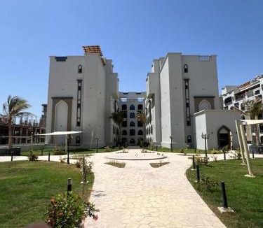 Salalah Apartment | Murooj AlZain 3BR with Private Rooftop
