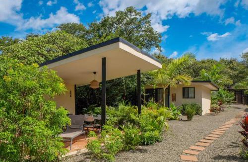 Paraiso Apartment | MY - Cosy Lodges