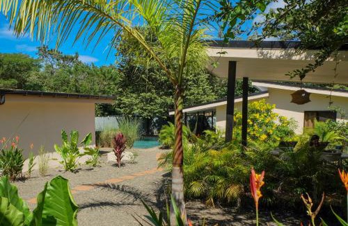 Paraiso Apartment | MY - Cosy Lodges