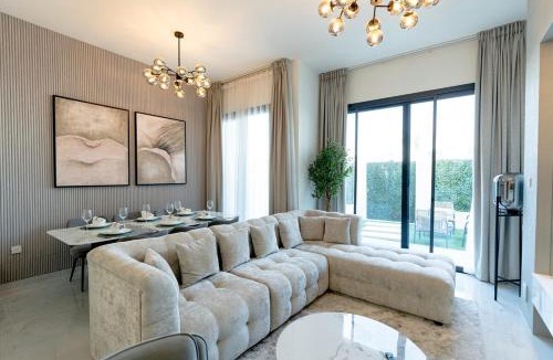 Mina Al Arab Villa | Nasma Luxury Stays - Opulent family escape in coastal community