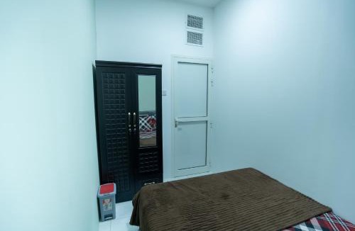 Mussafah Hostel | Nest Room for Solo or couple