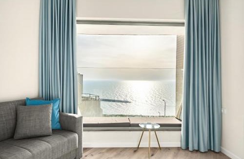 Netanya Apartment | Netanya Beachfront Pool Retreat