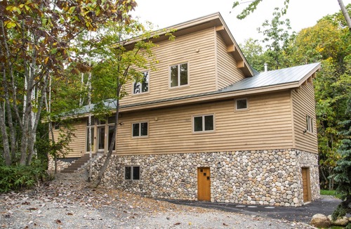 Niseko House | NEW 4-bedroom Custom home in 2018- Serenity House.Next door to Harmo