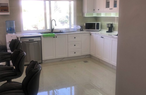 Suwailih Condo | New condo in the royals Hills area Family, friendly, quiet neighborhood
