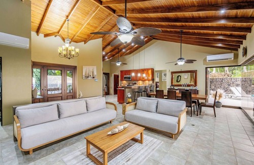 Playa Hermosa House | New Listing! Villa Hermosa Point 4 BR Villa - Private Pool & Panoramic Oceanviews - Pet Friendly - 12 Guests