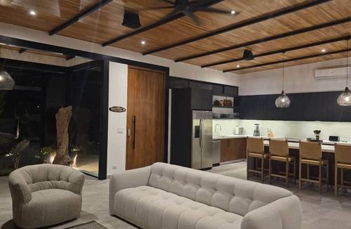 Playa Grande Villa | New Luxury privacy Villa, large pool Playa Grande.