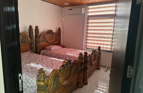 Al Jubeiha Apartment | New Rooftop 3 bedroom furnished apartment- Super deluxe