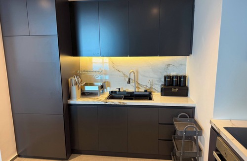Rumailah Apartment | Newly Renovated Luxury 2BR Apartment Full Sea View