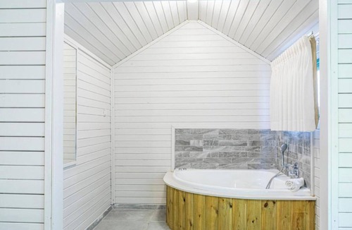 Nir David Cabin | Nir David Country Lodge