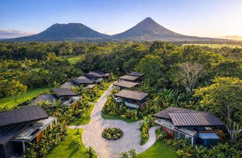 La Fortuna Hotel | Noah's Forest by Tifakara