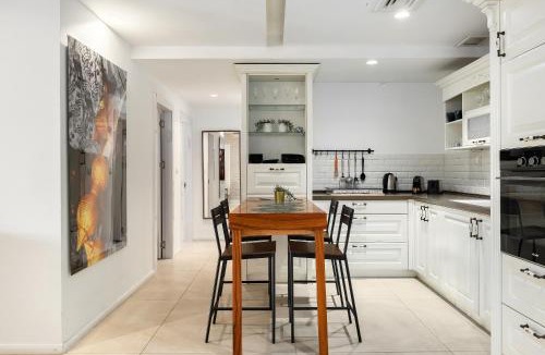Jaffa Apartment | Noga 2BR Suite Apartments