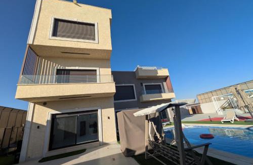 Al Jizah Villa | Noorhan Private Luxury Layover Villa - 10 Minutes to Airport