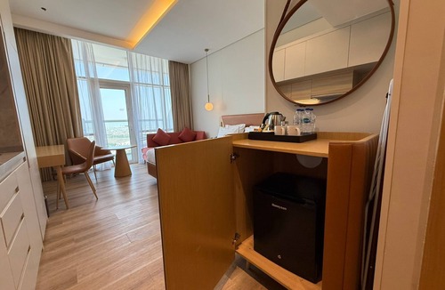 Jumeirah Village Triangle Apartment | Novotel Residence Studio JVT - 1417