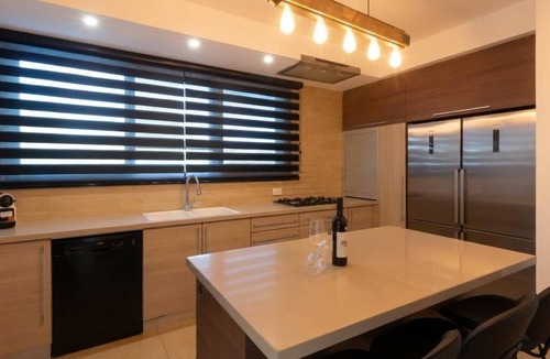 Rishon LeTsiyon House | O&O Group – Beachside Villa w/Private Jacuzzi