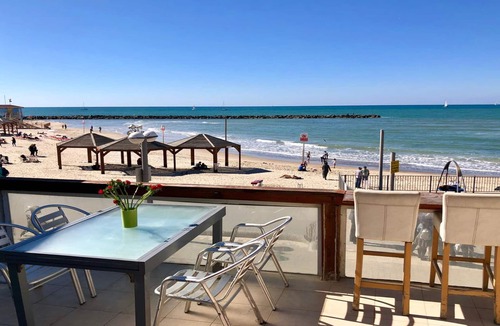Old North Villa | Oַ&O Group- 3BRAn Authentic Family Beach Villa- Prime Locatiom Tel-Aviv