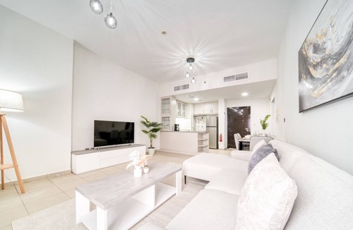 Barsha Heights Apartment | Oasis Luxury Living in a One-Bedroom