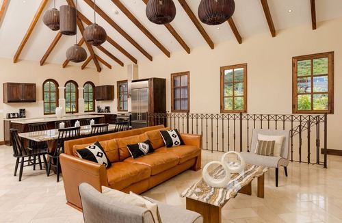 Las Catalinas Apartment | Ocean View Terrace with Beach Club Access - 20 Plaza Carlota
