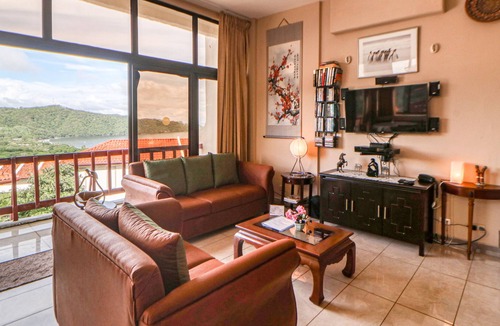 Playa Hermosa Condo | Ocean view villa w/ balcony & shared pool - walk to the beach!