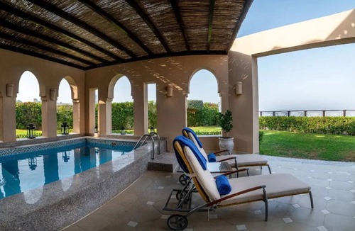 Al Aqah Hotel | Ocean Views Serenity for Couples Escapes near Beach and Local Highlights