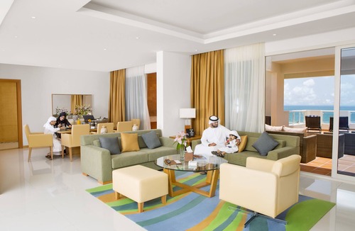 Khor Fakkan Hotel | Oceanic Khorfakkan Resort And Spa