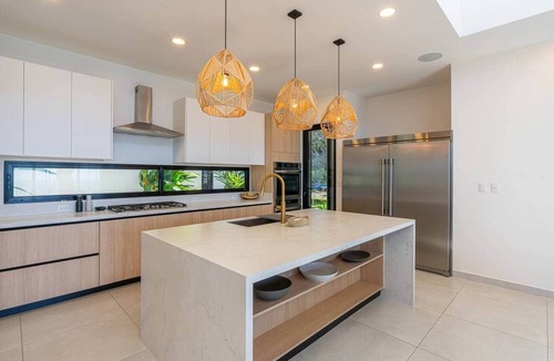 Coco House | Oceanview Luxury Home in Pacifico Coastal Living