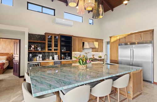 Coco House | Oceanview Villa | Pool, Hot Tub & Breakfast