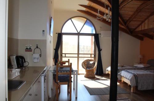 Artists Colony House | Off The Square
