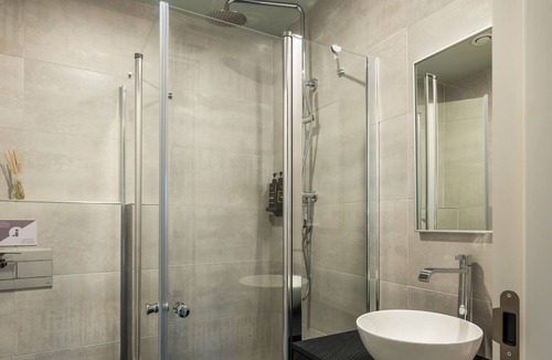 Panorama Street Bed & Breakfast | Olala Carmel Suite Double Room with Balcony