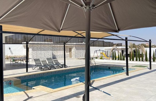 Suwailih Ski Chalet | Olives Hill Farm
