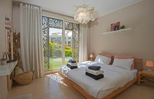 El Gouna Apartment | Ollystays - FREE Beach & Pool Access, Mangroovy 2BR, El Gouna