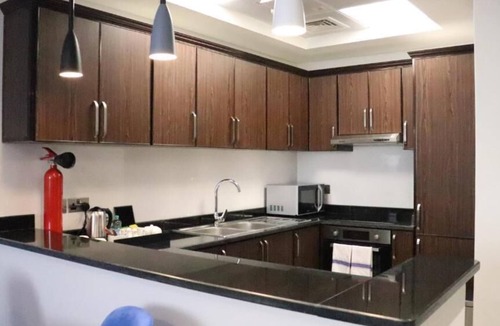 Abu Dhabi Apartment | One Bedroom Apartment Near by House Of Golden Tea