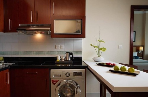 Dubai Sports City Hotel | One Bedroom Apartment In Sports City By E R