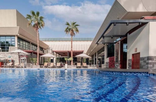 Garhoud House | One Bedroom Suite Near Aviation Club Garhoud By Luxury Bookings