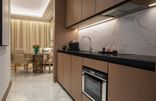 Jadaf Apartment | One Bedroom Suite Near spring green supermarket