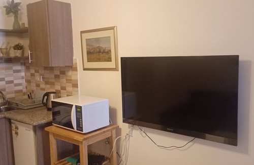 Amman Apartment | Overlooking studio in Abdoun near UN offices with serviced area