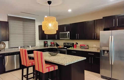 Coco Condo | Pacifico Resort > Luxury 1-bedroom condo in Playas del Coco; Wi-Fi, BBQ, balcony
