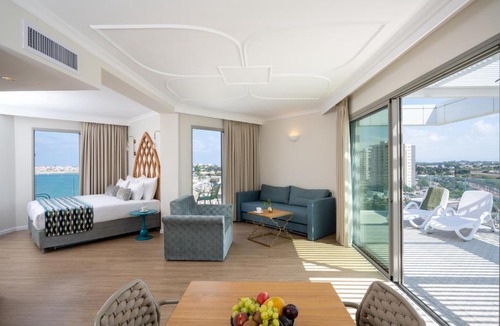 Acre Hotel | Palm Beach Hotel - Mehadrin Kosher suitable for Ultra-Orthodox guests