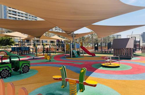Al Raha Beach Apartment | Palm Yas Island, Beach & Pool, Family Friendly
