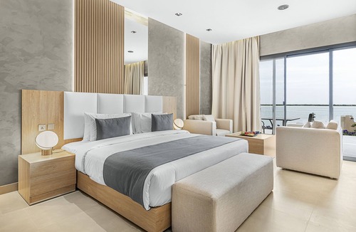 Umm al Quwain Hotel | Palma Beach Resort and Spa