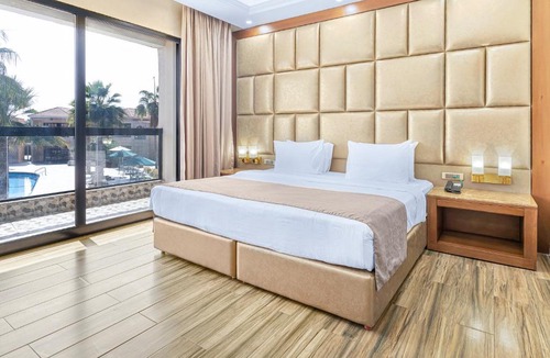 Umm al Quwain Hotel | Palma Beach Resort & Spa