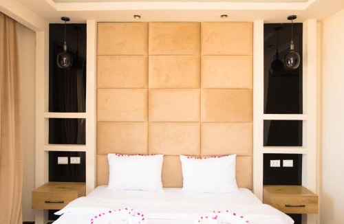 Village Road Villa | Palmen Villa