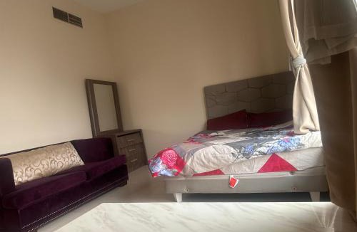 Emirates City Apartment | Paradise 6