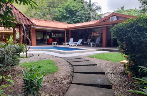 Jaco Villa | Paradise Found! Spacious Tropical Private Retreat!