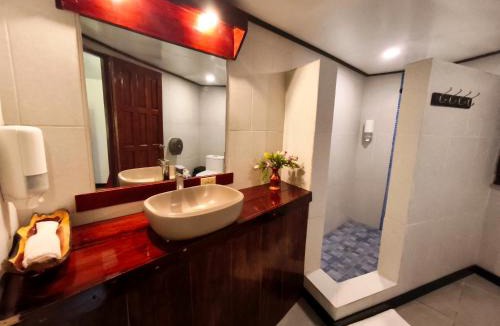 Corn Island Hotel | Paraiso Beach Hotel