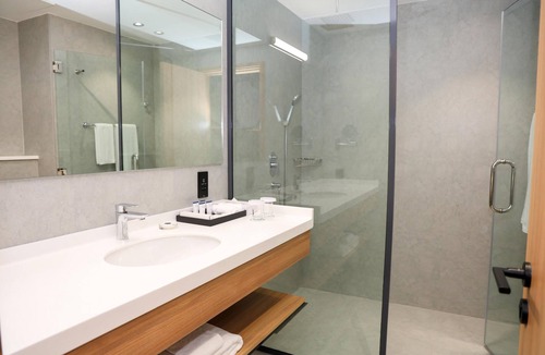 Azaiba Hotel | Park Inn By Radisson Muscat