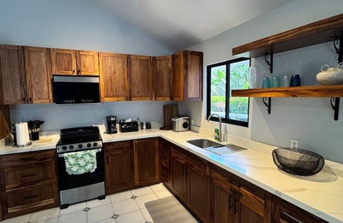 Coco House | Peaceful 2BR, 1BA Casita/Shared Pool & Nature/2 Min Drive to Coco Beach & Town