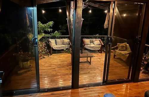 Canton Dota Cabin | Peaceful cabin in charming El Jardín perfect for relaxing